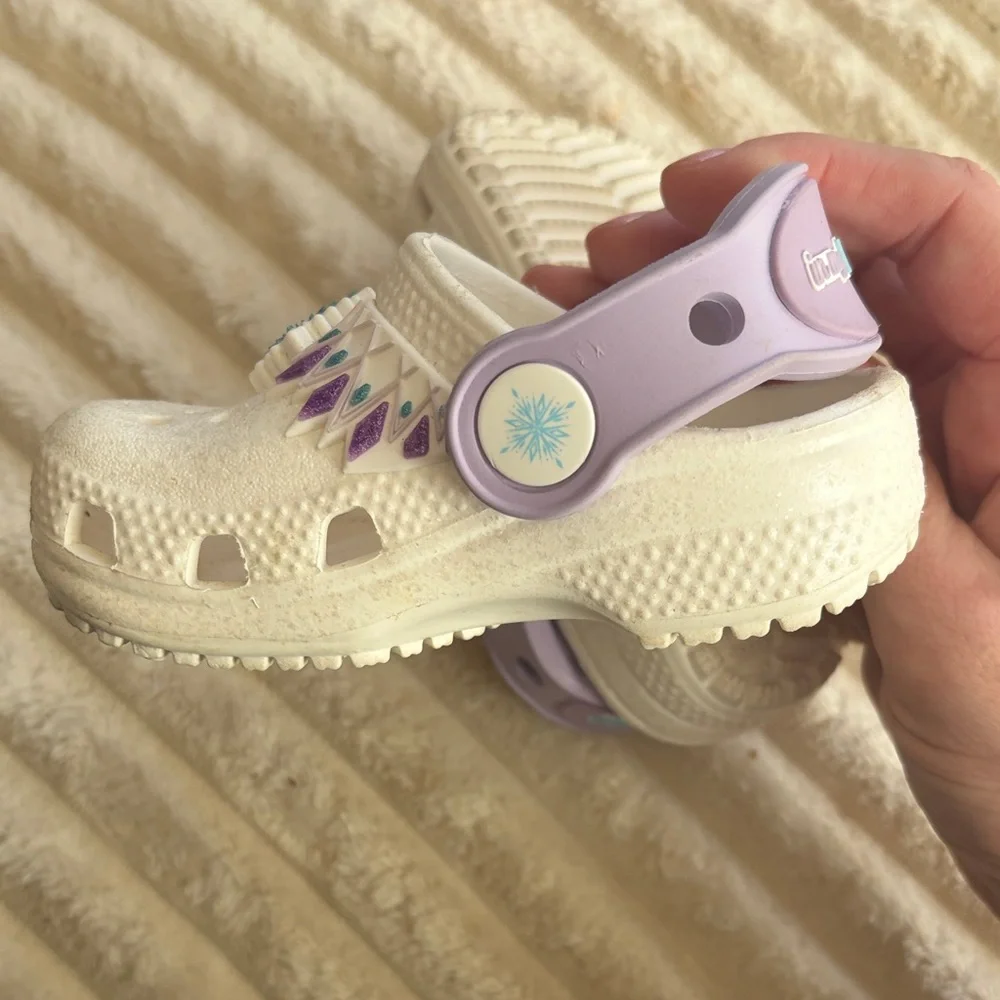 CROCS Kids White and Lavender Sandals - Picture 4 of 5